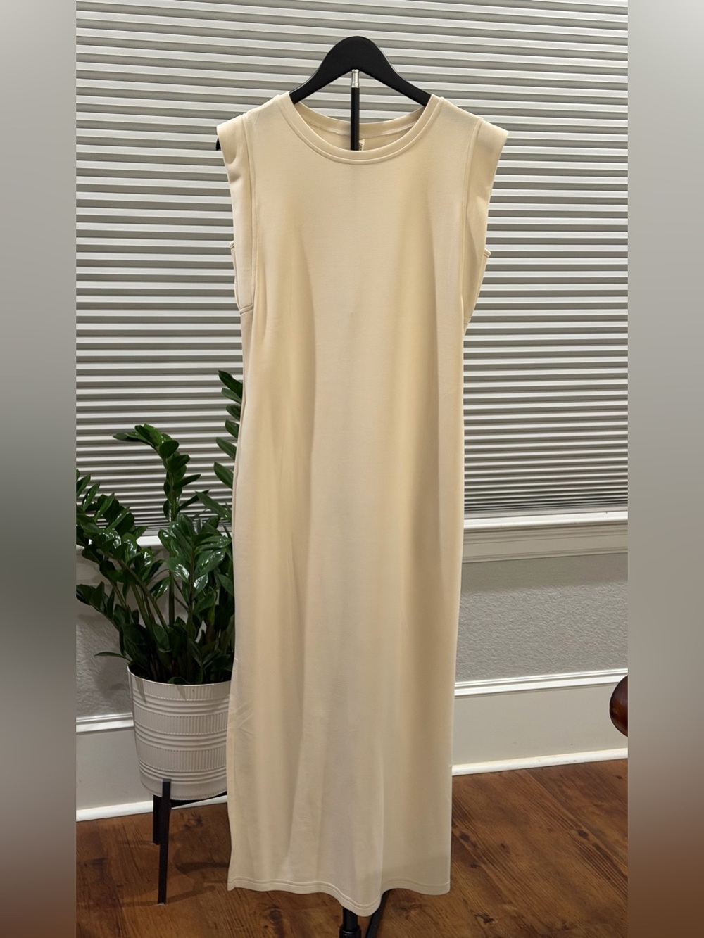 Classy Cream Maxi Dress with Clean Lines. Slits On Both Sides. Small. Never Worn